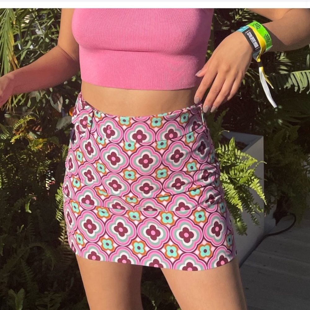 Zara Pink Multicolored VintageI Inspired 60’s Floral Hippie Mini Skirt NWT XS